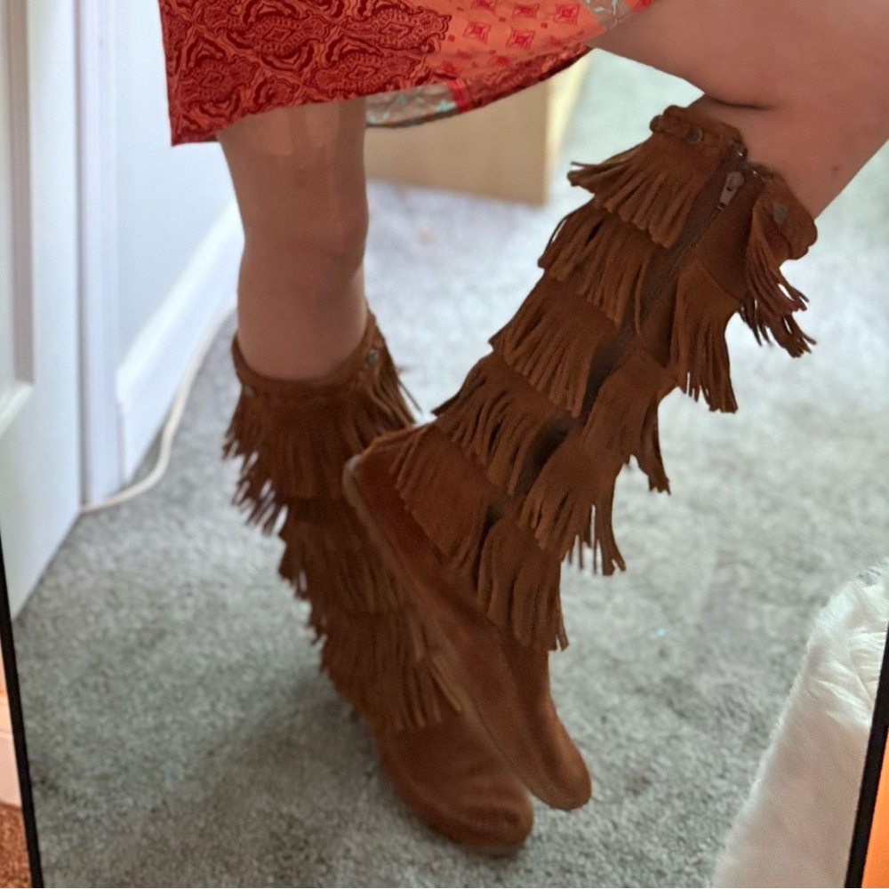 Minnetonka Brown Fringe Moccasin Boots